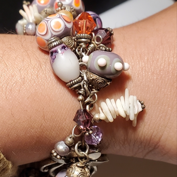 Beautiful Dangling Bracelet - Picture 7 of 14